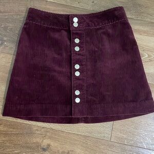 Abercrombie Burgundy Size 0 Corduroy Button up Mini Skirt with gold buttons